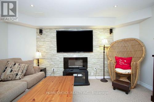 200 Bathgate Crescent, Clarington, ON - Indoor Photo Showing Living Room With Fireplace