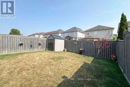 200 Bathgate Crescent, Clarington, ON - Outdoor