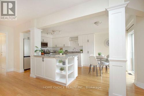 200 Bathgate Crescent, Clarington, ON - Indoor Photo Showing Kitchen