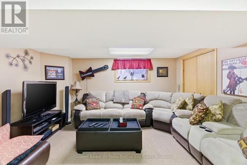 164 Palmerston Street, Goderich (Goderich (Town)), ON - Indoor Photo Showing Living Room