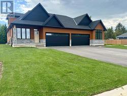 1 BOYNTON COURT Blue Mountains, ON N0H 2P0