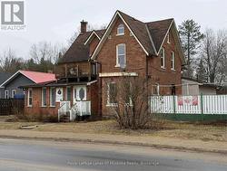 120 ONTARIO STREET Burk's Falls, ON P0A 1C0