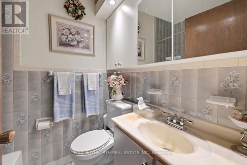 4 Piece Bathroom - 1176 Dorchester Avenue, Ottawa, ON - Indoor Photo Showing Bathroom