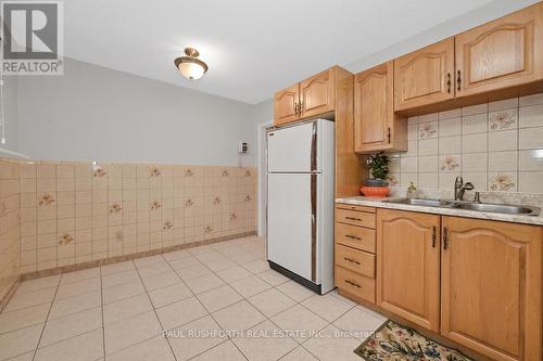 Kitchen - 1176 Dorchester Avenue, Ottawa, ON - Indoor Photo Showing Kitchen With Double Sink