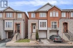 8 TOLLGATE MEWS Toronto, ON M1M 3X5