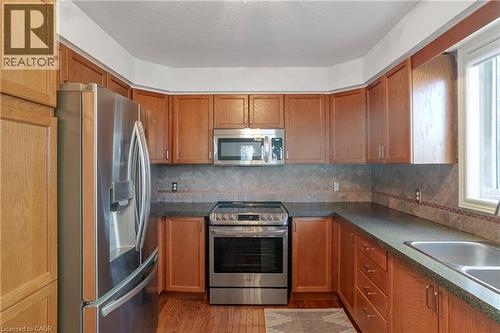 184 Sofron Drive, Cambridge, ON - Indoor Photo Showing Kitchen With Double Sink