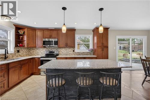106 Hahn Avenue, Cambridge, ON - Indoor Photo Showing Kitchen With Upgraded Kitchen