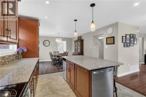 106 Hahn Avenue, Cambridge, ON - Indoor Photo Showing Kitchen