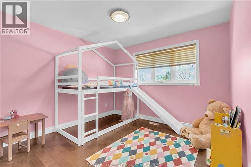 3852 Concord, Windsor, ON - Indoor Photo Showing Bedroom