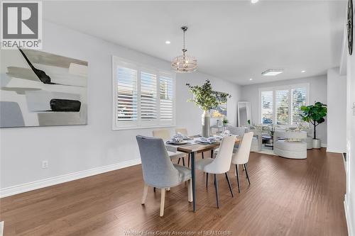 3852 Concord, Windsor, ON - Indoor Photo Showing Dining Room