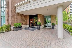 311 - 17 MICHAEL POWER PLACE Toronto, ON M9A 5G5