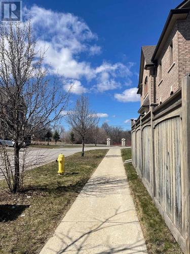 27 Collier Crescent, Markham, ON - Outdoor With View