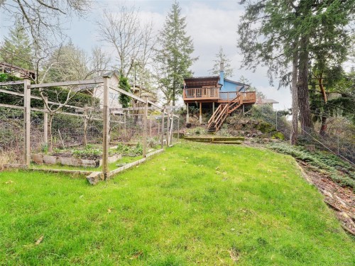 905 Gade Rd, Langford, BC 