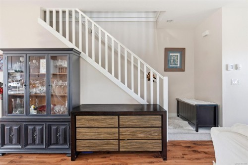 23 Pilot St, Victoria, BC - Indoor Photo Showing Other Room