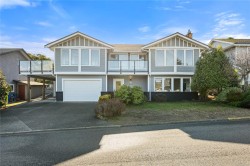819 Athena Pl Nanaimo, BC V9V 1B9