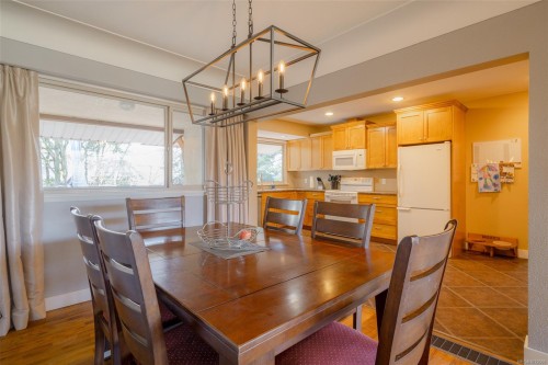 3988 3Rd Ave, Port Alberni, BC 