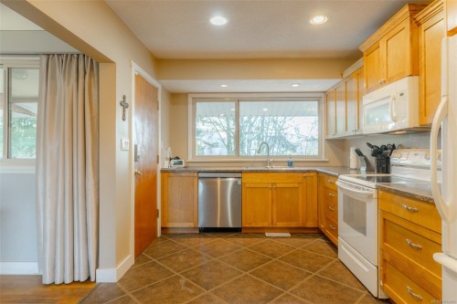 3988 3Rd Ave, Port Alberni, BC 