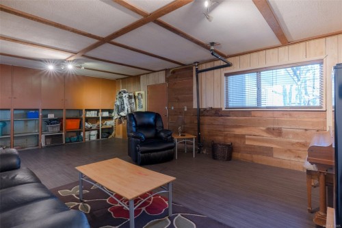 3988 3Rd Ave, Port Alberni, BC 