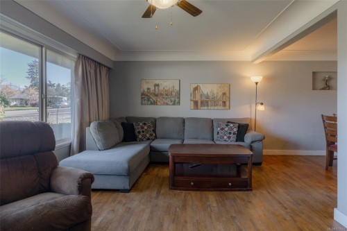 3988 3Rd Ave, Port Alberni, BC 