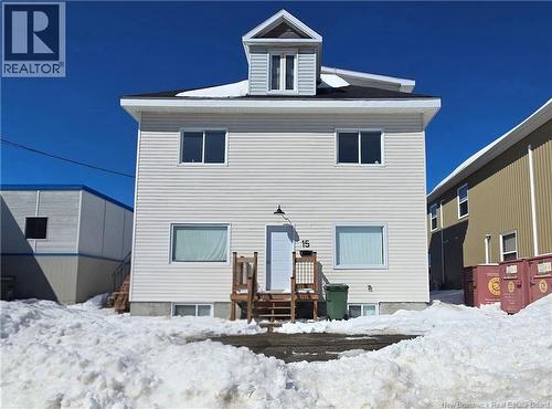 15- 15-1/2 Aberdeen Street  Campbellton, NB E3N 2J6