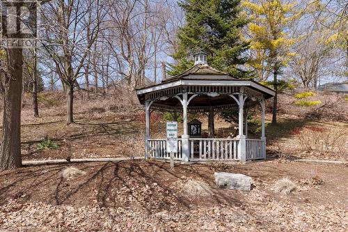26 - 270 North Centre Road, London North (North R), ON - Outdoor With Backyard