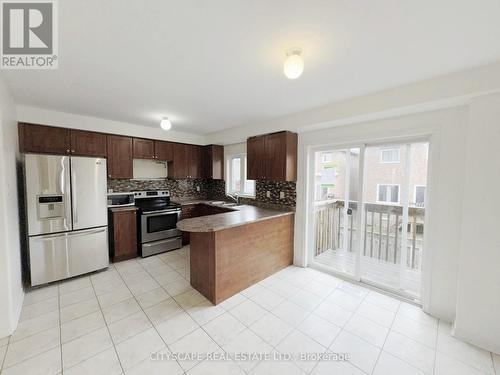 Kitchen Eat-in Breakfast Area - 5797 Tiz Road, Mississauga, ON - Indoor Photo Showing Kitchen