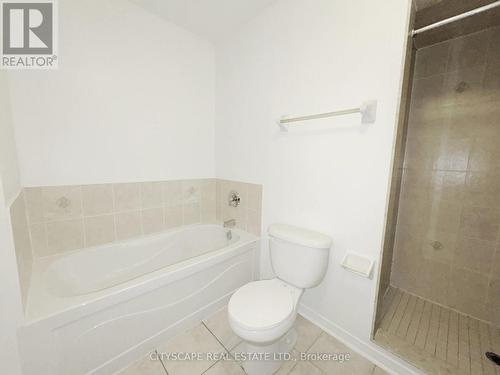 Primary Bedroom 4pc Ensuite - 5797 Tiz Road, Mississauga, ON - Indoor Photo Showing Bathroom