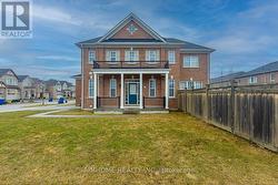 246 THOMAS PHILLIPS DRIVE Aurora, ON L4G 0T6