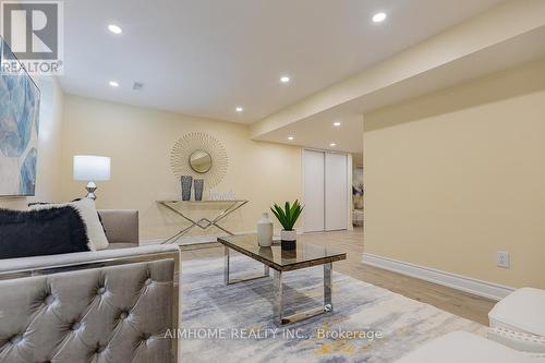 246 Thomas Phillips Drive, Aurora, ON - Indoor Photo Showing Other Room