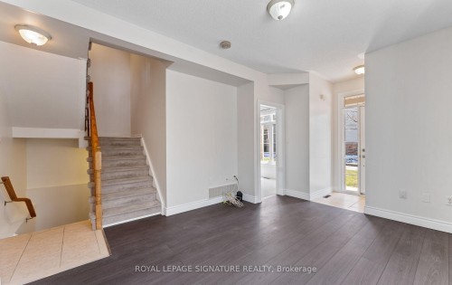 23 Yewtree Way, Whitby, ON - Indoor Photo Showing Other Room