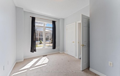 23 Yewtree Way, Whitby, ON - Indoor Photo Showing Other Room