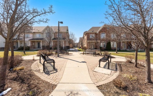 23 Yewtree Way, Whitby, ON - Outdoor With Facade