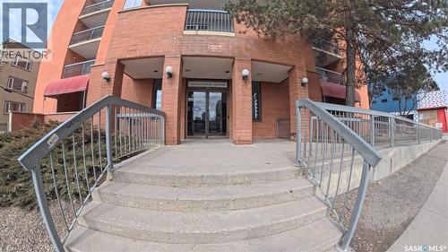 706 405 5Th Avenue N, Saskatoon, SK - Outdoor