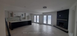 Main-19 Scarboro Crescent  Toronto, ON M1C 1M2