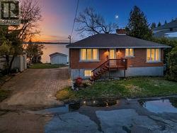 488 Lake Point Crt Sudbury, ON P3E 6J3