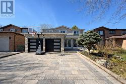 24 NORMANDY CRESCENT Richmond Hill, ON L4C 8L8