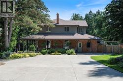 182 GOVERNORS Road E Paris, ON N3L 3E1