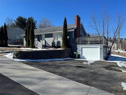 91 Fairview  Fredericton, NB E3C 1K3