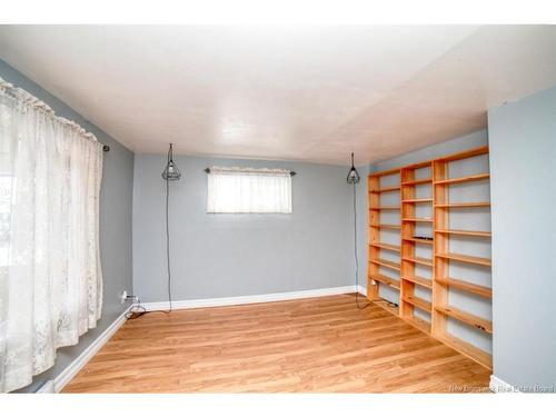 1130 Model, Bathurst, NB 