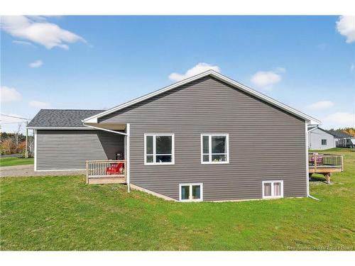 11 Riverside Dr, Petitcodiac, NB 