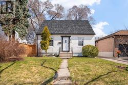21 AVON PARK DRIVE Toronto, ON M8Z 3X4