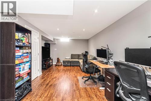 Office area featuring light wood-style floors - 311 Highway 8 Unit# 12, Stoney Creek, ON - Indoor Photo Showing Office