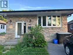 427 ADELAIDE AVENUE W Oshawa (Mclaughlin), ON L1J 2R9