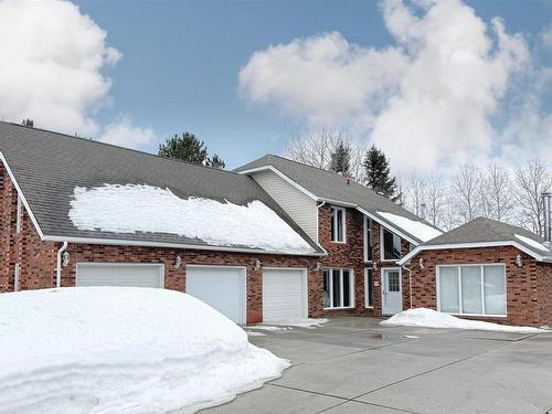 161 Ridgecrest Road  Thunder Bay, ON P7B 7A1
