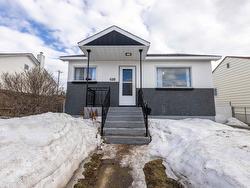 608 Gore Street W Thunder Bay, ON P7E 3S3