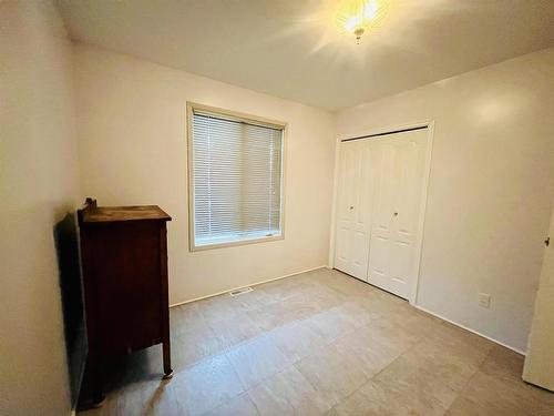 1125 Second St. E., Fort Frances, ON - Indoor Photo Showing Other Room