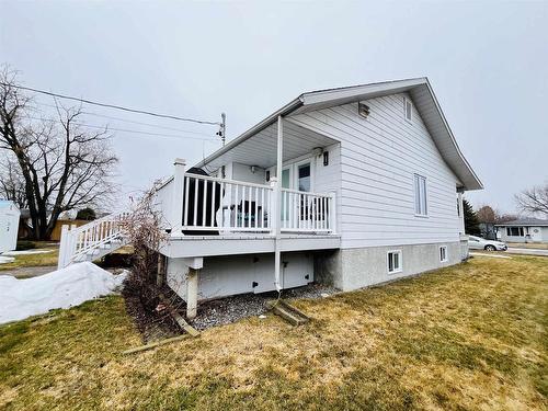 1125 Second St. E., Fort Frances, ON - Outdoor With Deck Patio Veranda With Exterior