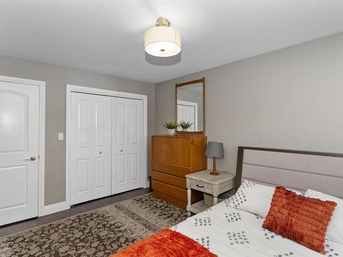 319 Ruby Crescent, Thunder Bay, ON - Indoor Photo Showing Bedroom