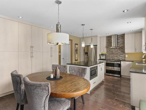 319 Ruby Crescent, Thunder Bay, ON - Indoor