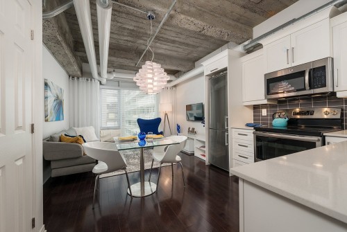 Salle à manger - 607-366 Rue Mayor, Montréal (Ville-Marie), QC - Indoor Photo Showing Kitchen